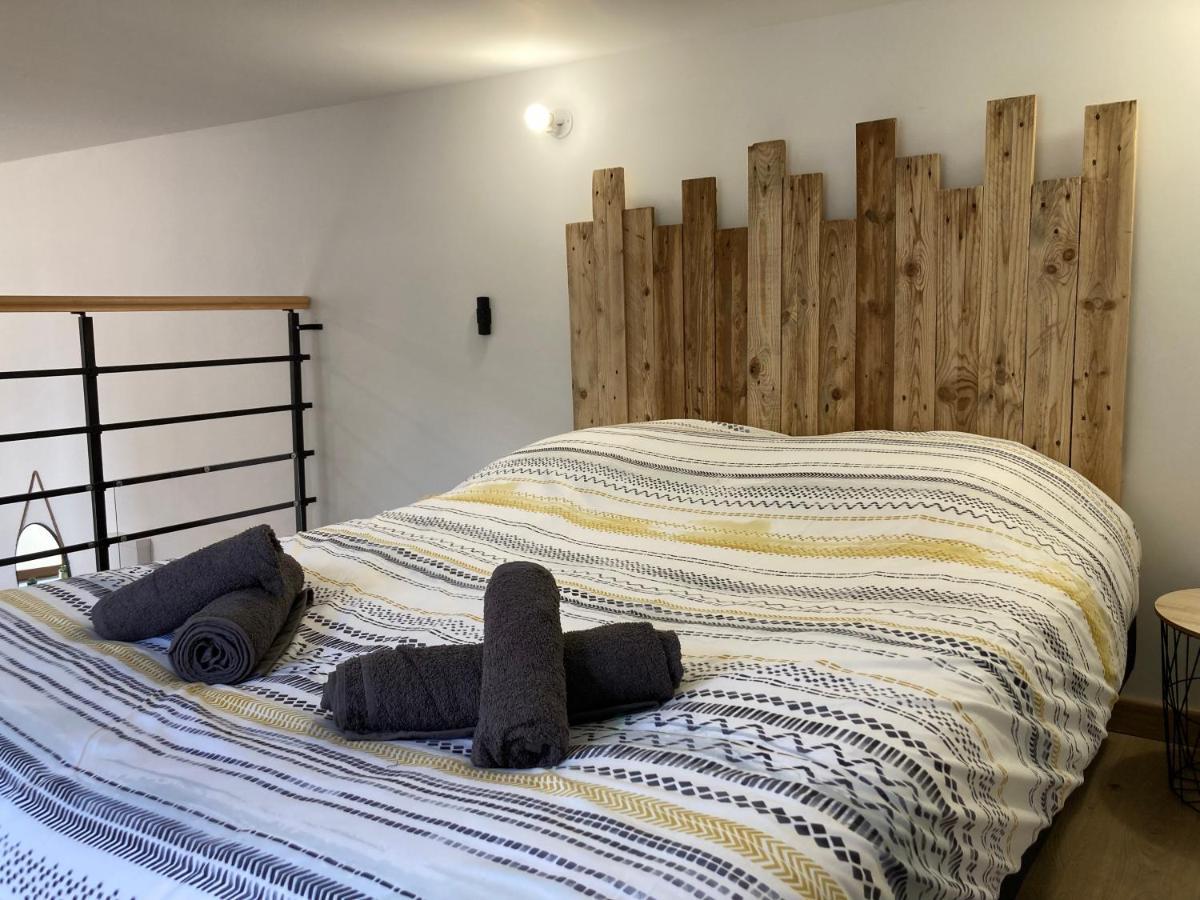 Appartement Au Coeur D'Espalion La Cabane Du Lot Esterno foto