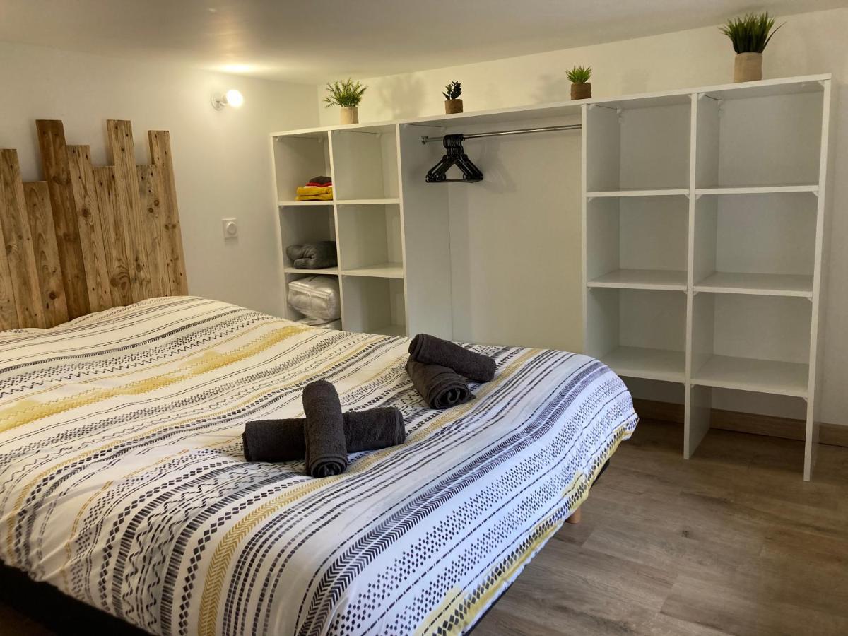 Appartement Au Coeur D'Espalion La Cabane Du Lot Esterno foto